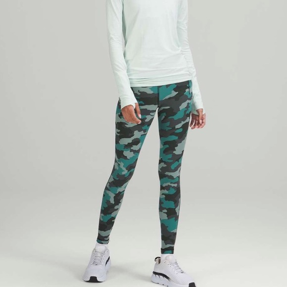 Lululemon Swift Speed High-Rise Tight 28"
Heritage 365 Camo Tidewater Teal Multi - Picture 2 of 8